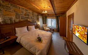 Foleya Mountain Resort Hotel & Villas